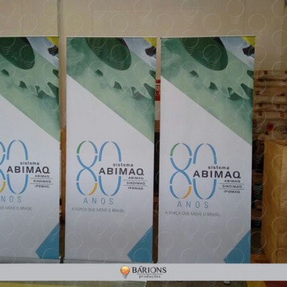 Banner Roll Up em Tecido para Evento Corporativo